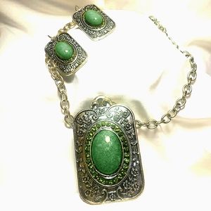 SALE!! Necklace and Earring Set